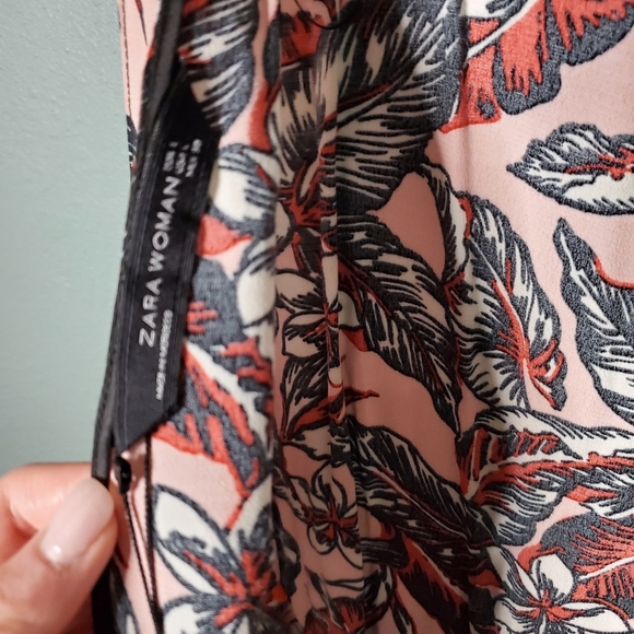 NWT Zara floral romper size Large - Picture 9 of 11